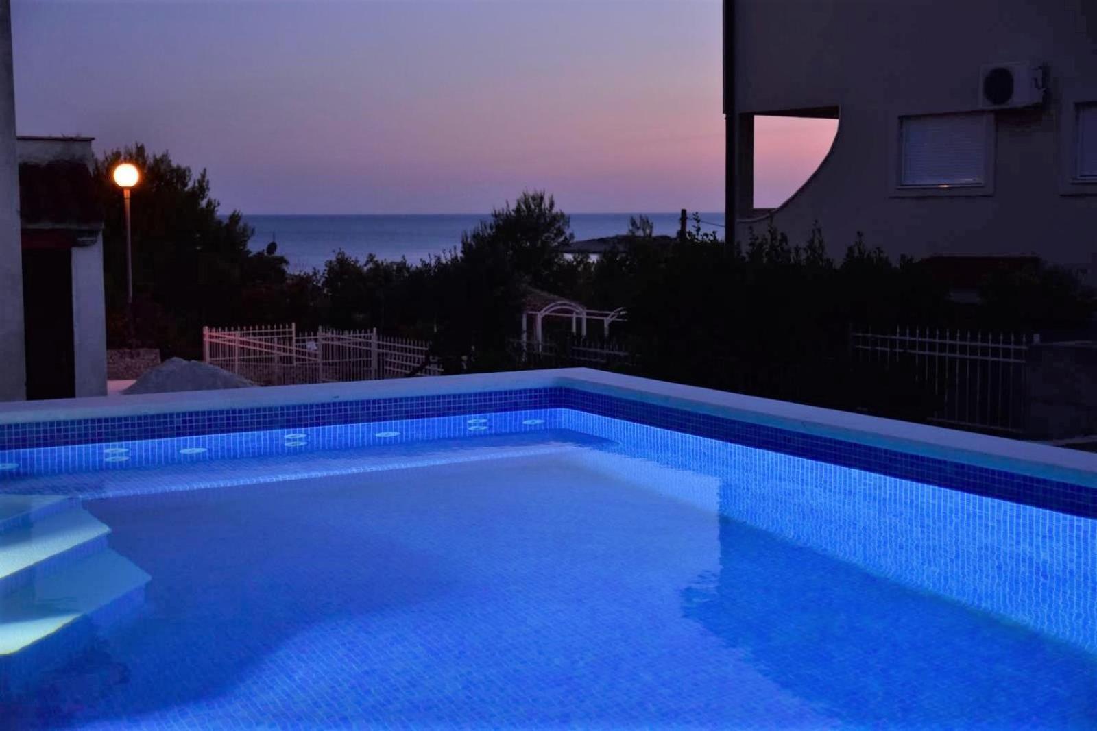 Villa Luger Eg Ražanj Exteriér fotografie